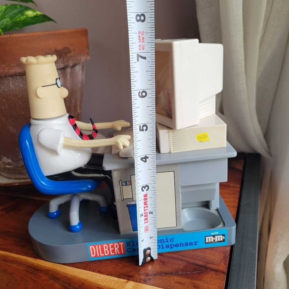 DILBERT 1998 Electronic M&M Candy Dispenser Computer Office Desk As Is - Picture 9 of 14